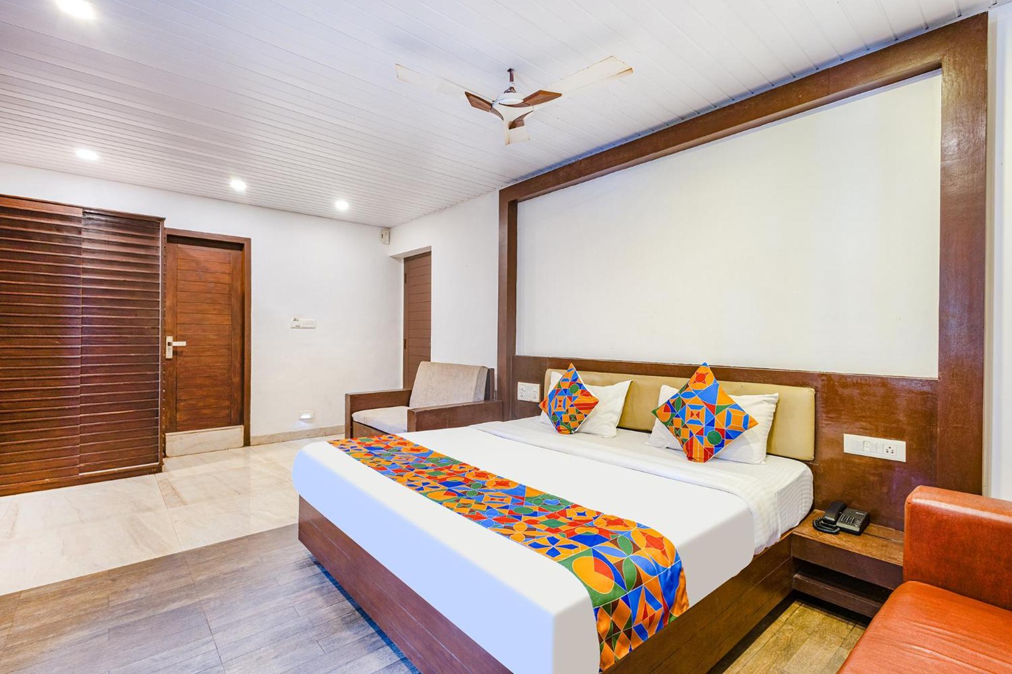 Fabhotel Prime 7 Eleven Resort カンドリム エクステリア 写真