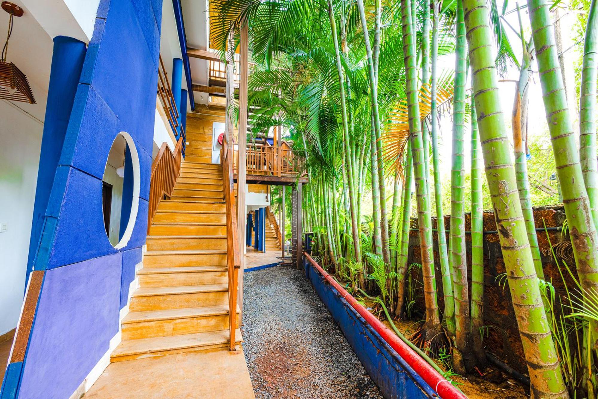 Fabhotel Prime 7 Eleven Resort カンドリム エクステリア 写真