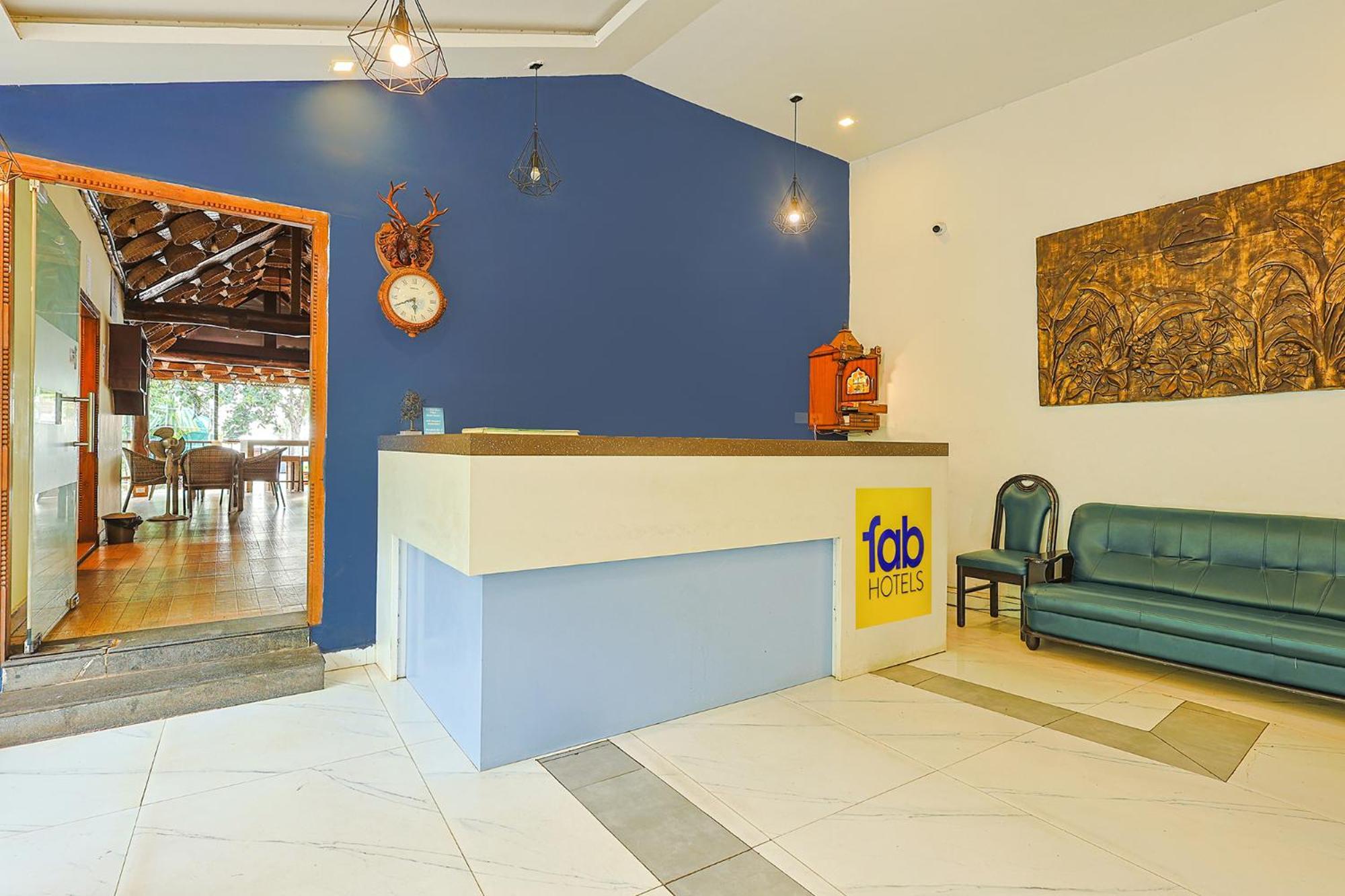 Fabhotel Prime 7 Eleven Resort カンドリム エクステリア 写真